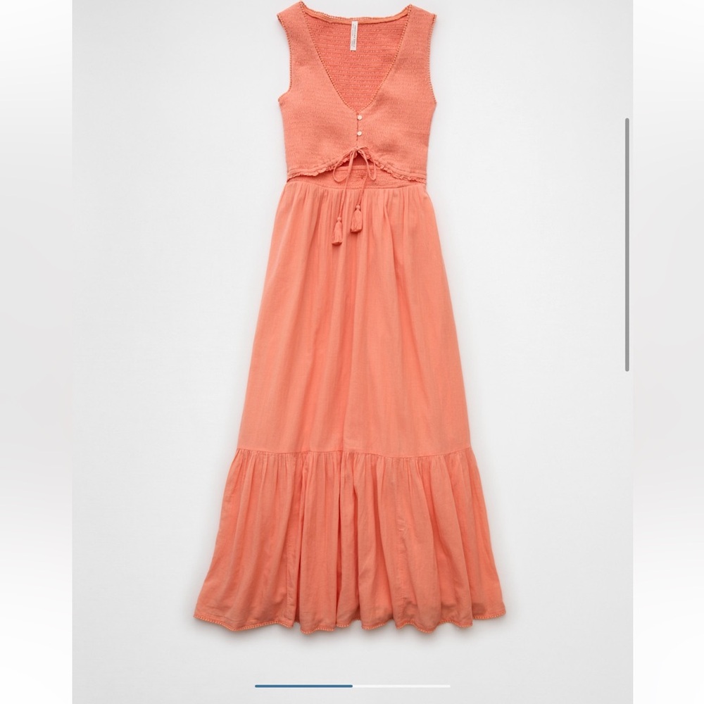 American Eagle Outfitters V-Neck Cut-Out Maxi Dress